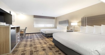 Standard Room, 2 Queen Beds, Non Smoking, Refrigerator & Microwave (Pet Friendly)