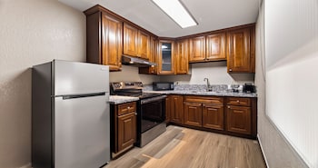 Suite, 2 Queen Beds, Non Smoking, Kitchen (with Sofabed)