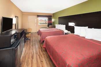 Standard Room, 2 Queen Beds, Smoking