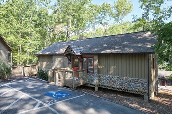 House, Mobility Accessible (at Lanier Island)