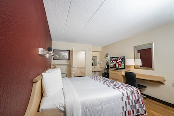 Deluxe Room, 1 King Bed, Accessible (Roll-In Shower, Smoke Free)