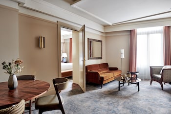 Deluxe Suite, Balcony, River View