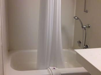 Deluxe Room, 1 King Bed, Accessible, Non Smoking