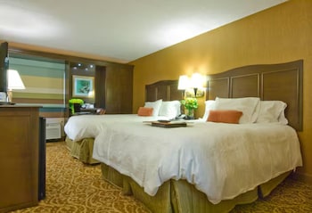 Two Queen Beds, Standard, Non-Smoking