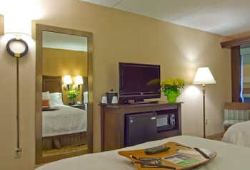 Two Queen Beds, Standard, Non-Smoking