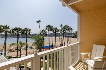 Suite, 1 King Bed with Sofa bed, Marina View