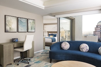 Junior Suite, 1 King Bed, Non Smoking