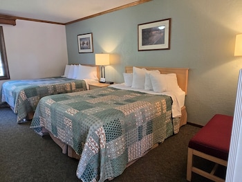 Room, 2 Queen Beds, Non Smoking