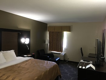 Studio Suite, 1 King Bed, Non Smoking