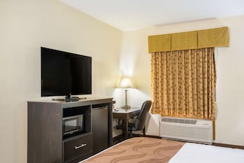 Studio Suite, 1 King Bed, Non Smoking