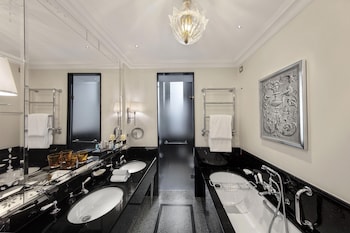 Deluxe Room, 2 Twin Beds