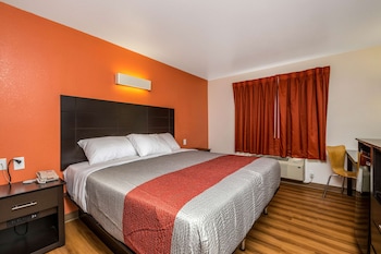 Deluxe Room, 1 King Bed, Non Smoking