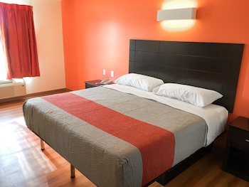 Deluxe Room, 1 King Bed, Non Smoking