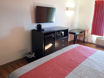Deluxe Room, 1 King Bed, Non Smoking