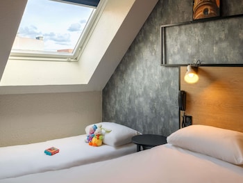 Triple Room, 1 Double Bed with Sofa bed