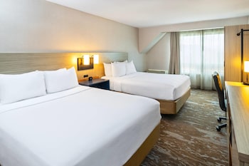 Room, 2 Queen Beds, Non Smoking (2nd Floor, Stair Access Only)