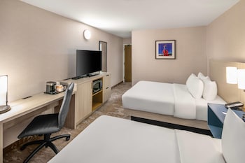 Room, 2 Queen Beds, Non Smoking (2nd Floor, Stair Access Only)