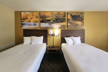 Standard Room, 2 Double Beds, Non Smoking