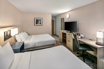 Room, 2 Queen Beds, Non Smoking (Upper Floor, Stair Access Only)