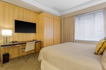 Deluxe Room, 1 King Bed