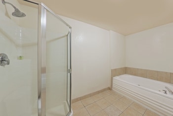 Standard Room, 2 Queen Beds, Fireplace