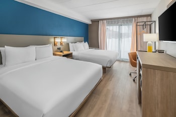 2 Queen Beds, Non Smoking, Group Floor