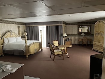 Studio Suite, 1 King Bed, Non Smoking