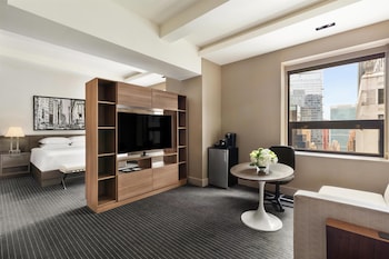 Suite, Corner