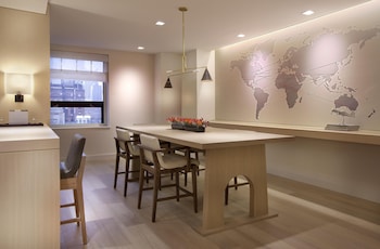 Premium Suite