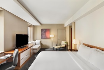 Deluxe Room, 1 King Bed