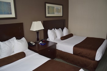 Comfort Double Room, 2 Double Beds (Coast Two Doubles)