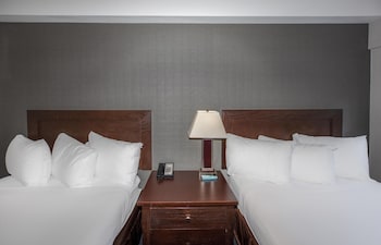 Comfort Double Room, 2 Double Beds (Coast Two Doubles)