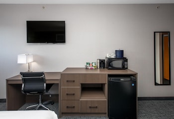 Superior Room, 1 King Bed (Coast King)