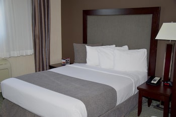Comfort Room, 1 Queen Bed (Coast Queen)