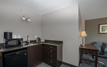 Superior Studio Suite, 2 Queen Beds (Coast Premium Two Queens Junior Suite)
