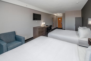 Comfort Double Room, 2 Queen Beds (Coast Two Queens)