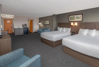 Premium Room, 2 Queen Beds (Coast Two Queens with Sofa Bed)