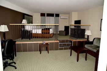 Premium Room, 1 King Bed (Coast King with Sofa Bed)