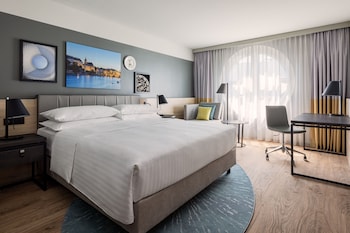 Club Room, 1 King Bed