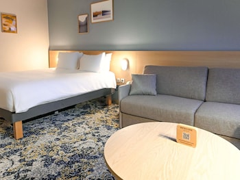 Family Room, Multiple Beds