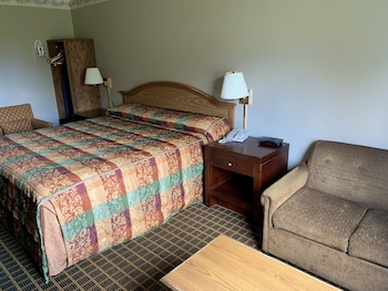 Deluxe Room, 1 King Bed with Sofa bed