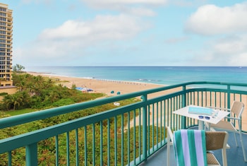 Studio Suite, 1 King Bed, Ocean View