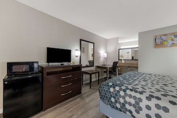 Standard Room, 1 King Bed, Non Smoking