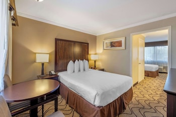 Standard Room, 2 Queen Beds, Non Smoking