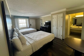 Room, 2 Double Beds, Non Smoking