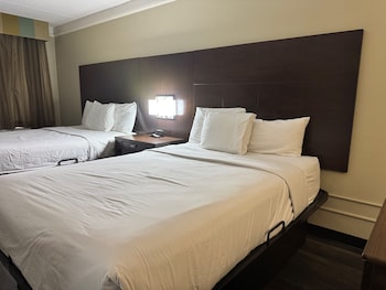 Room, Multiple Beds, Non Smoking