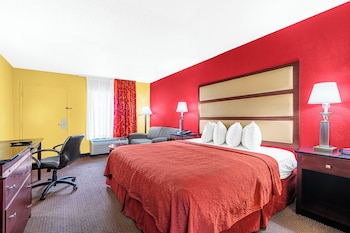 Deluxe Room, 1 King Bed, Smoking