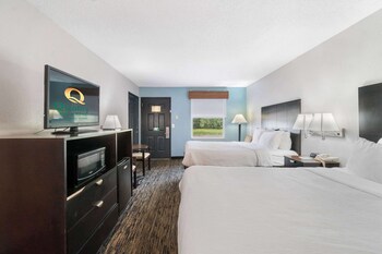 Double Room, 2 Queen Beds, Non Smoking
