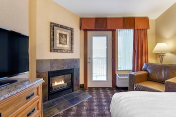 1 King Bed, Upgrade, Fireplace, Nonsmoking