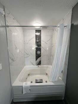 Suite, 1 King Bed, Non Smoking